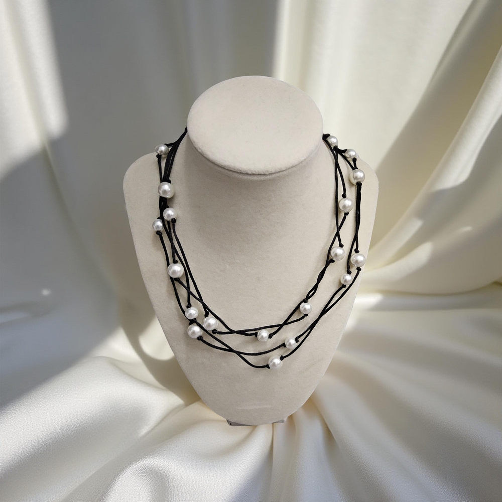 New 1st & Gorgeous by Carolee Black and White faux Pearl Necklace